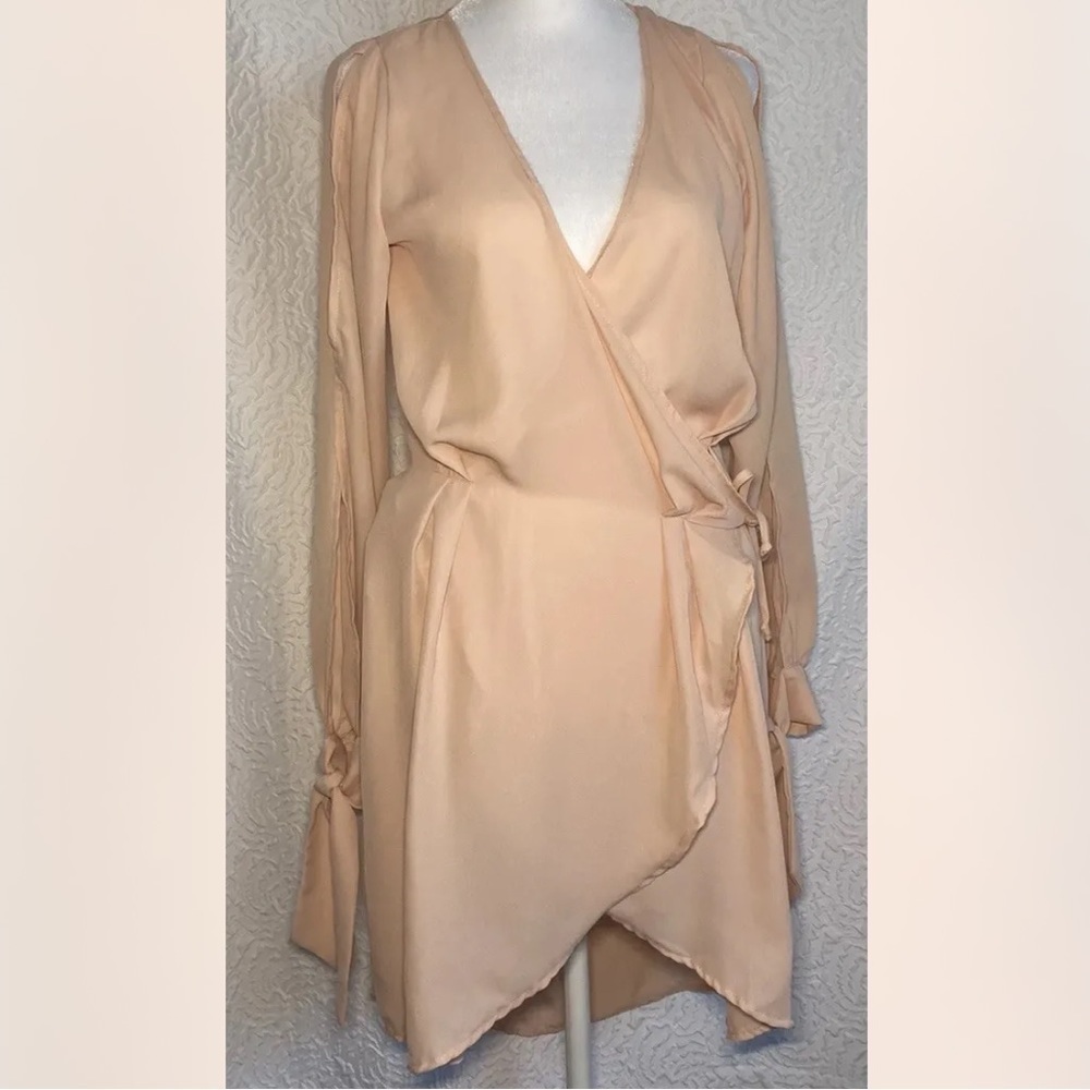 FASHIONNOVA NWT That Was Easy Tie Front Long Top Blush Pink Size Xsmall.